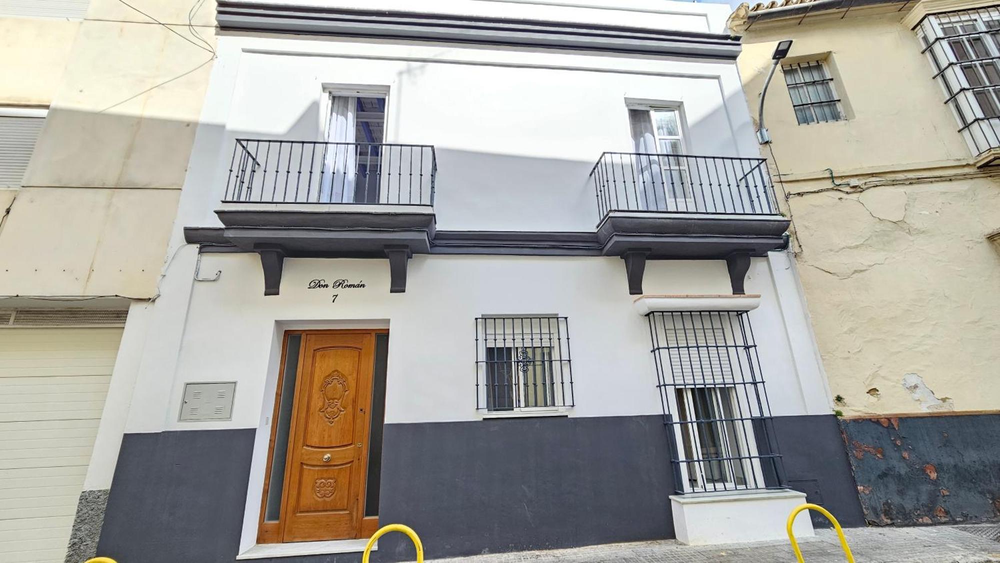 Don Roman Suites En Pleno Centro By Sanlucar Housing 桑卢卡尔-德巴拉梅达 外观 照片